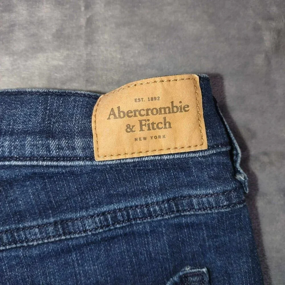 Abercrombie & fitch blue jean shorts dark wash cuffed hem 2 W26‎ casual preppy